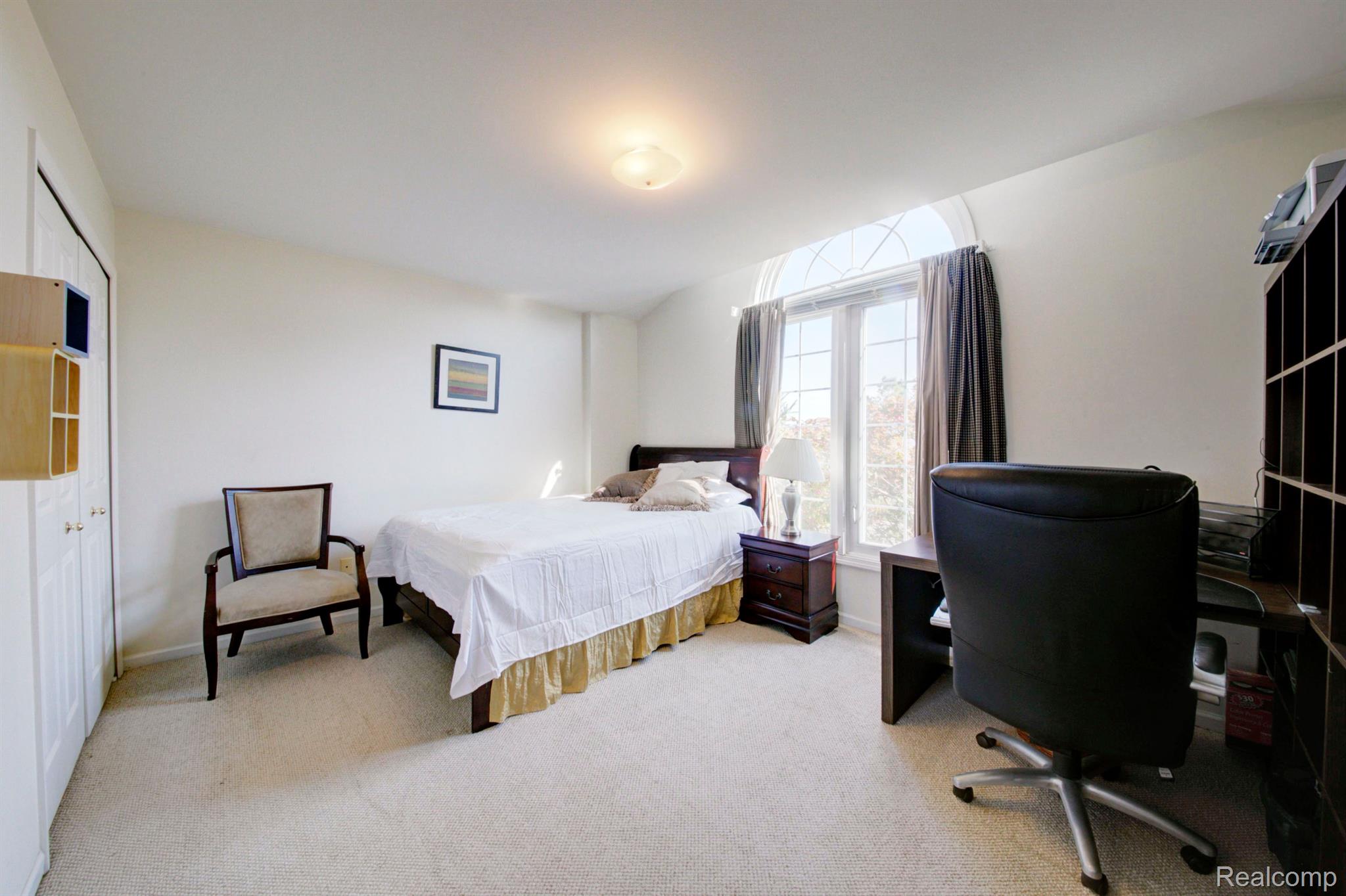 6813 Poppleton Road Canton, MI 48187 - Photo 39 of 67 Gallery Image 39