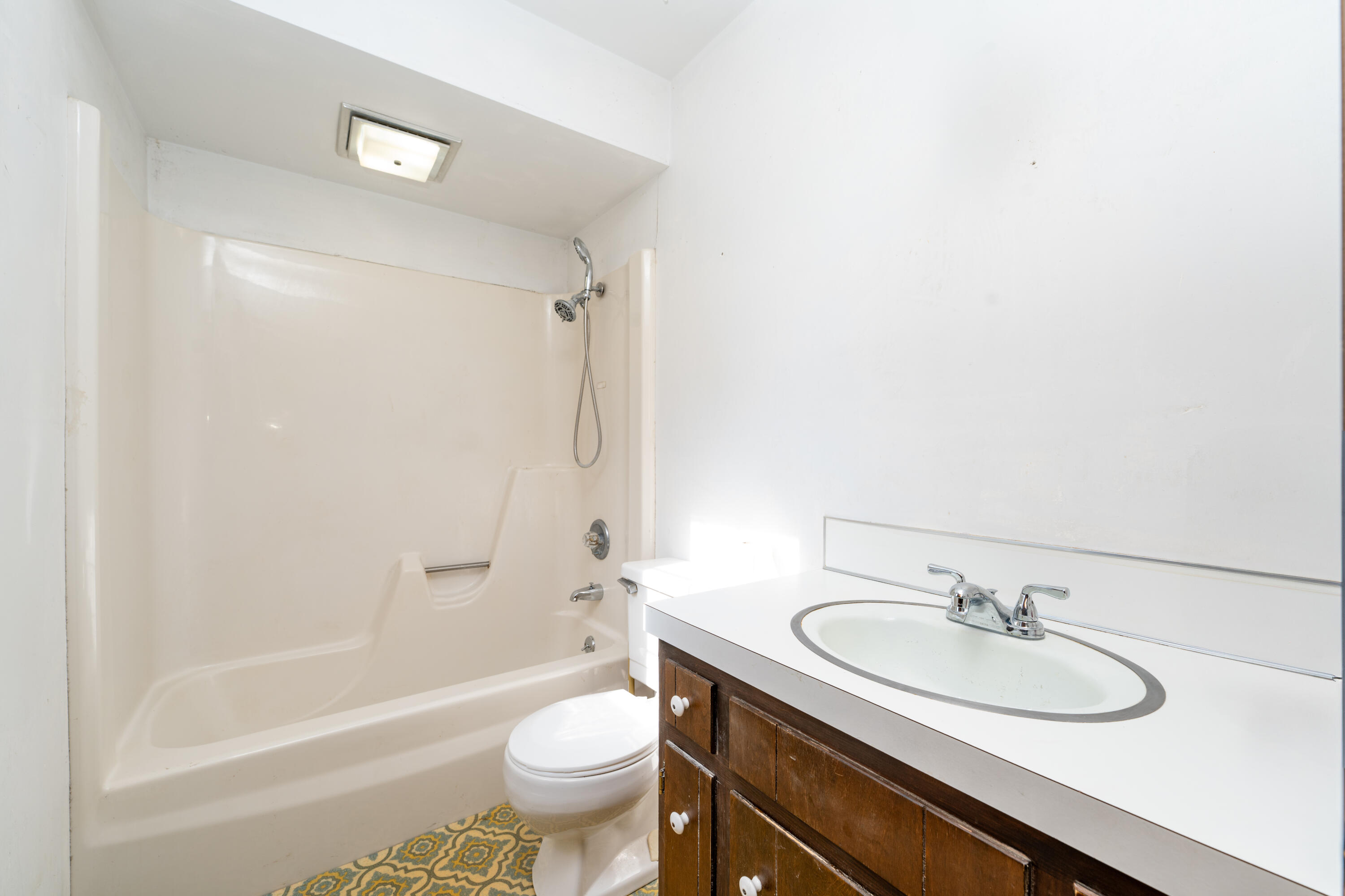 10798 Pleasant Lake Road Delton, MI 49046 - Photo 21 of 35 DSC03976