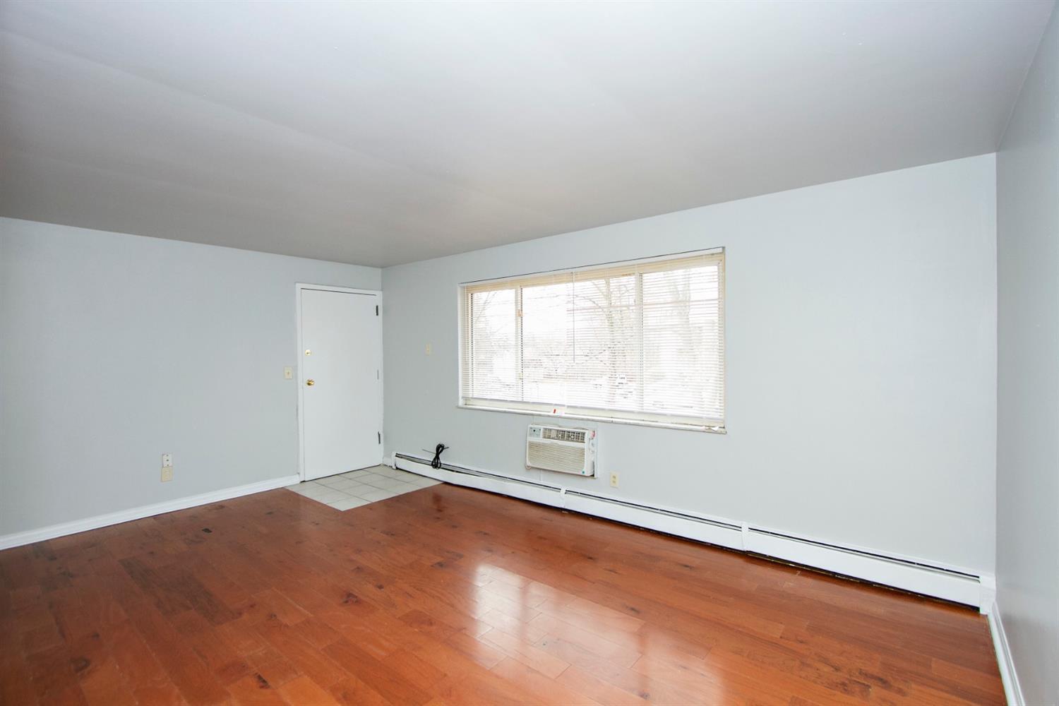 2302 Galbraith Road, Unit D3 Cincinnati, OH 45239 - Photo 4 of 23