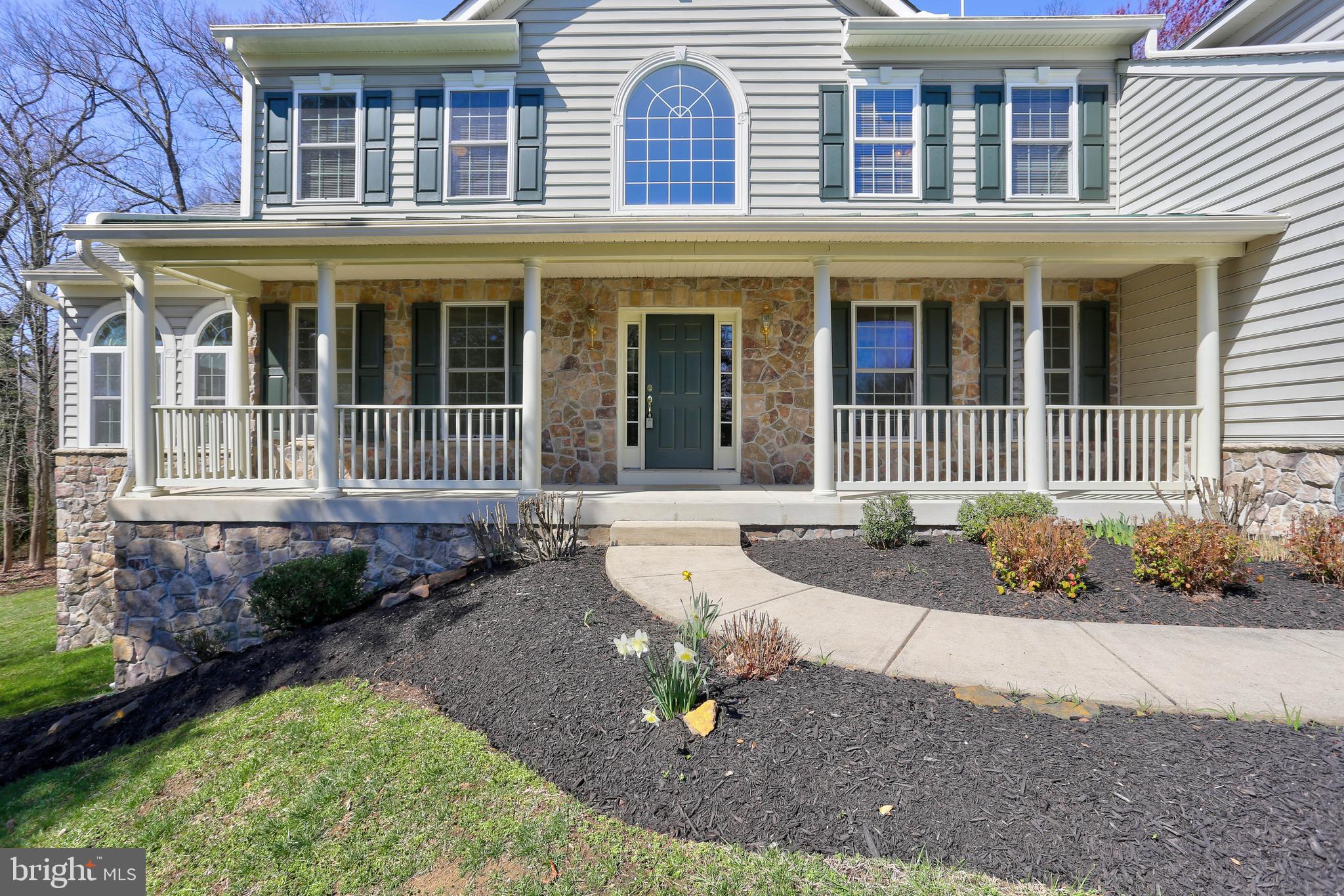 1618 Braid Hills Drive Pasadena, MD 21122 - Photo 7 of 92 Walkway