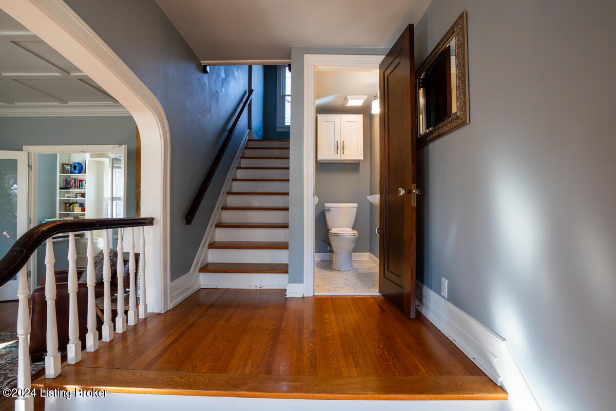 3305 Lexington Road Louisville, KY 40206 - Photo 29 of 82 121724-3305-Lexington-Road-53