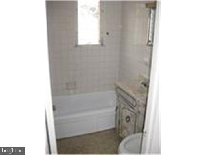 331 Rural Avenue Chester, PA 19013 - Photo 8 of 8 Bathroom