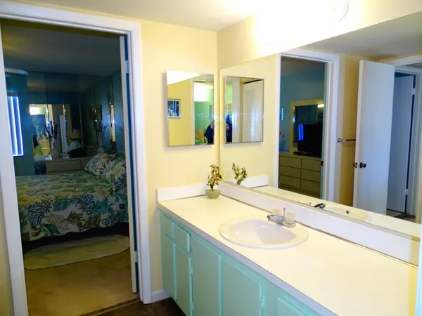 $1,500 | 409 Pine Glen Lane, Unit A2, Greenacres, FL 33463