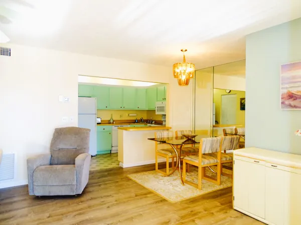 $1,500 | 409 Pine Glen Lane, Unit A2, Greenacres, FL 33463