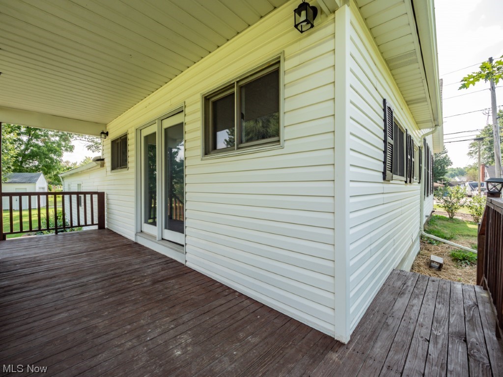 39330 Chestnut Ridge Road Elyria, OH 44035 - Photo 26 of 32 View of wooden deck