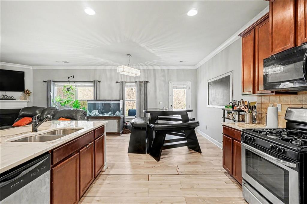 4940 Longview Run Decatur, GA 30035 - Photo 11 of 30