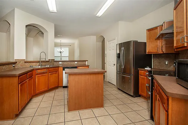 $2,500 | 5712 Eureka Bend, McKinney, TX 75070