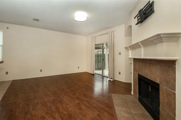 $2,500 | 5712 Eureka Bend, McKinney, TX 75070