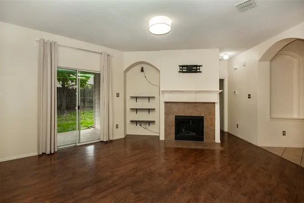 $2,500 | 5712 Eureka Bend, McKinney, TX 75070