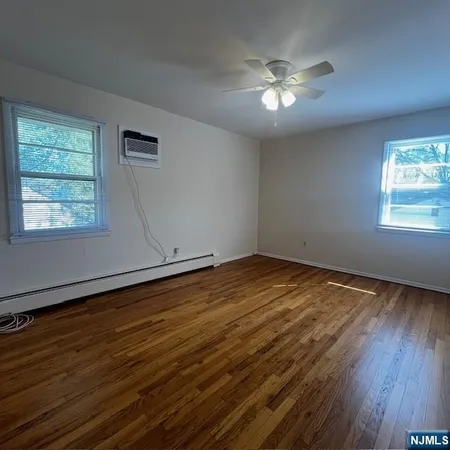 $2,950 | 435 Birchwood Road, Northvale, NJ 07647