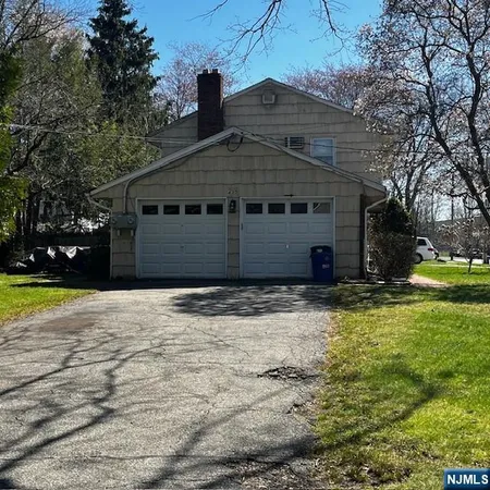 $2,950 | 435 Birchwood Road, Northvale, NJ 07647