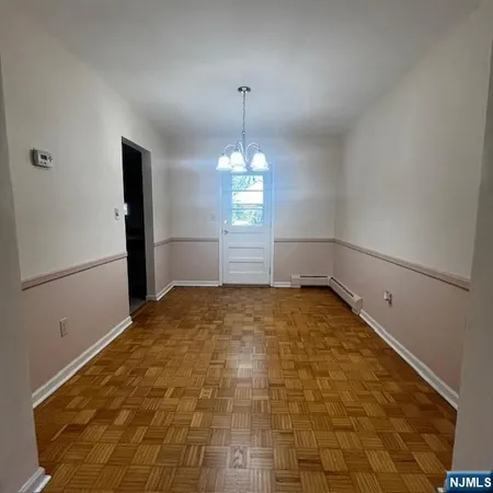 $2,950 | 435 Birchwood Road, Unit 2, Northvale, NJ 07647