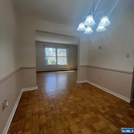 $2,950 | 435 Birchwood Road, Northvale, NJ 07647