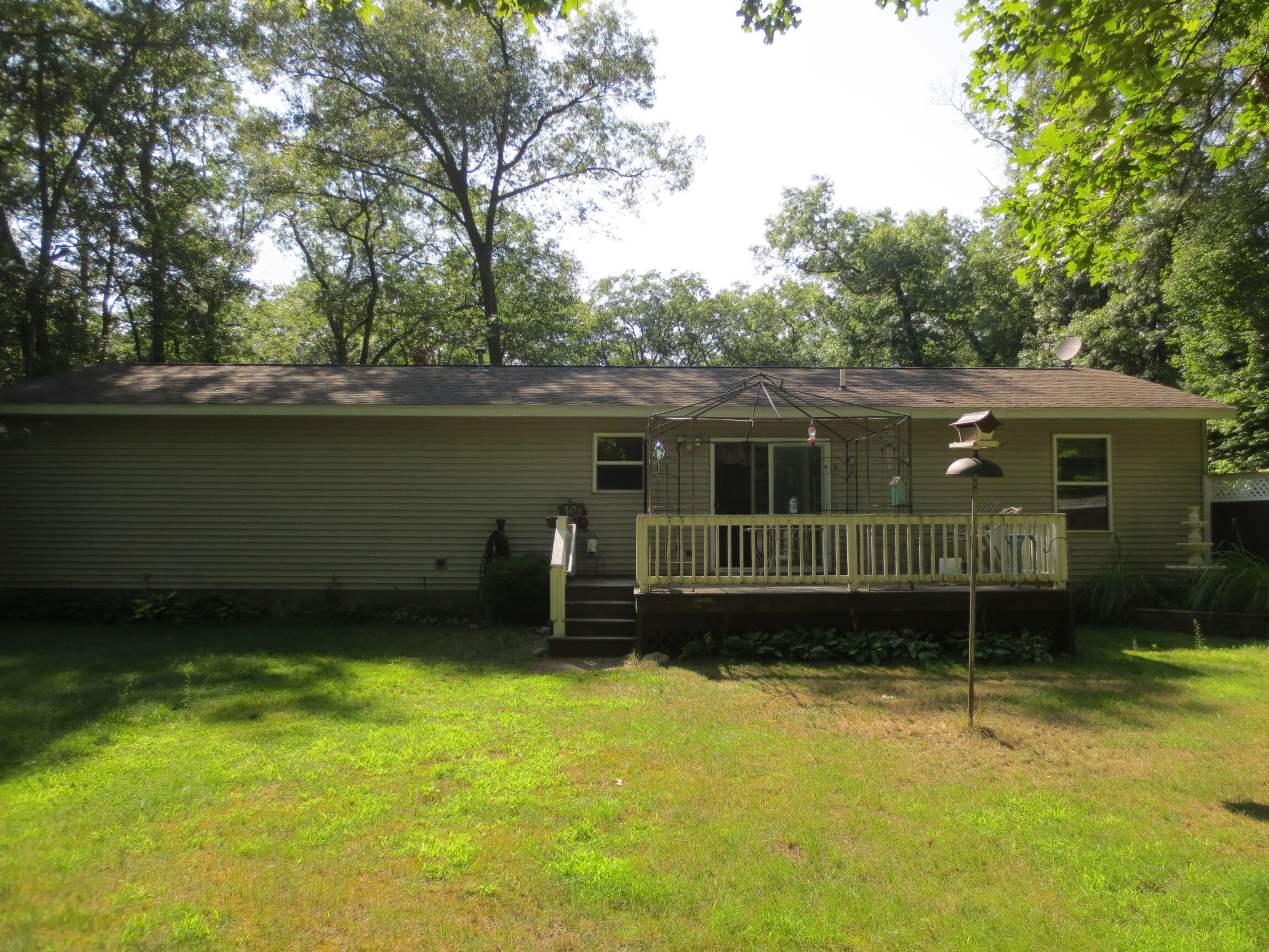 3870 Orshal Road Whitehall, MI 49461 - Photo 3 of 29 IMG_6824