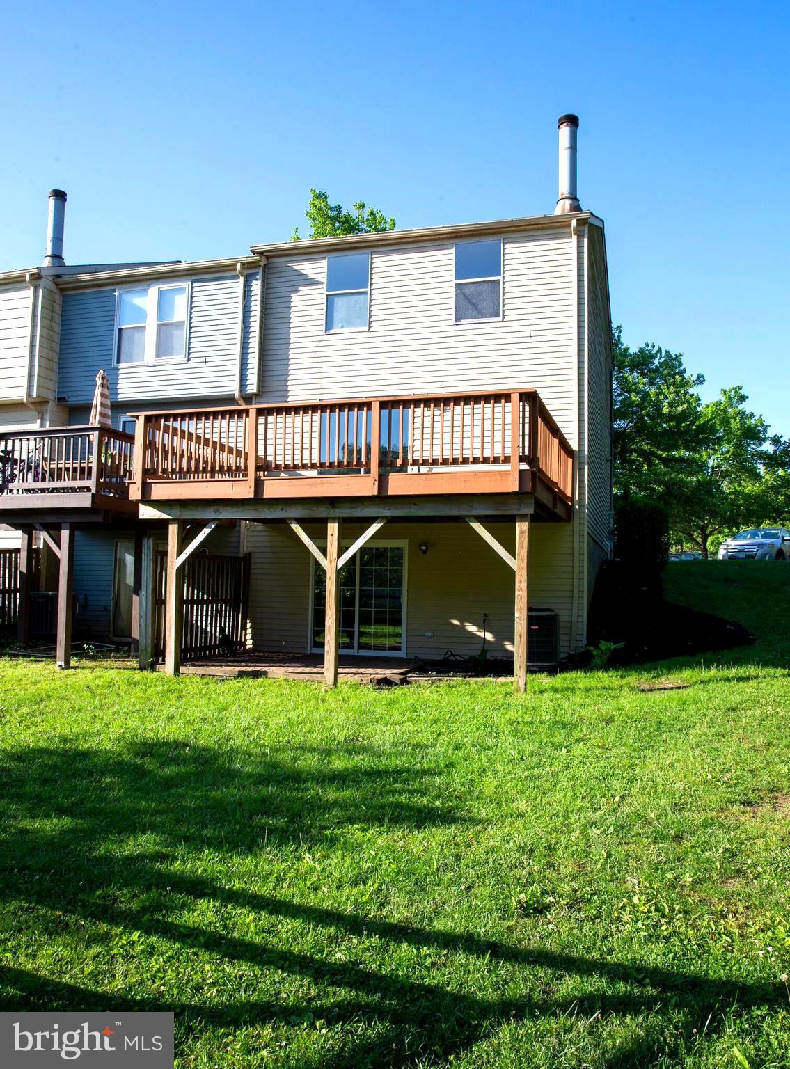 22 Trailwood Road Nottingham, MD 21236 - Photo 24 of 27 Exterior - back yard, end of unit