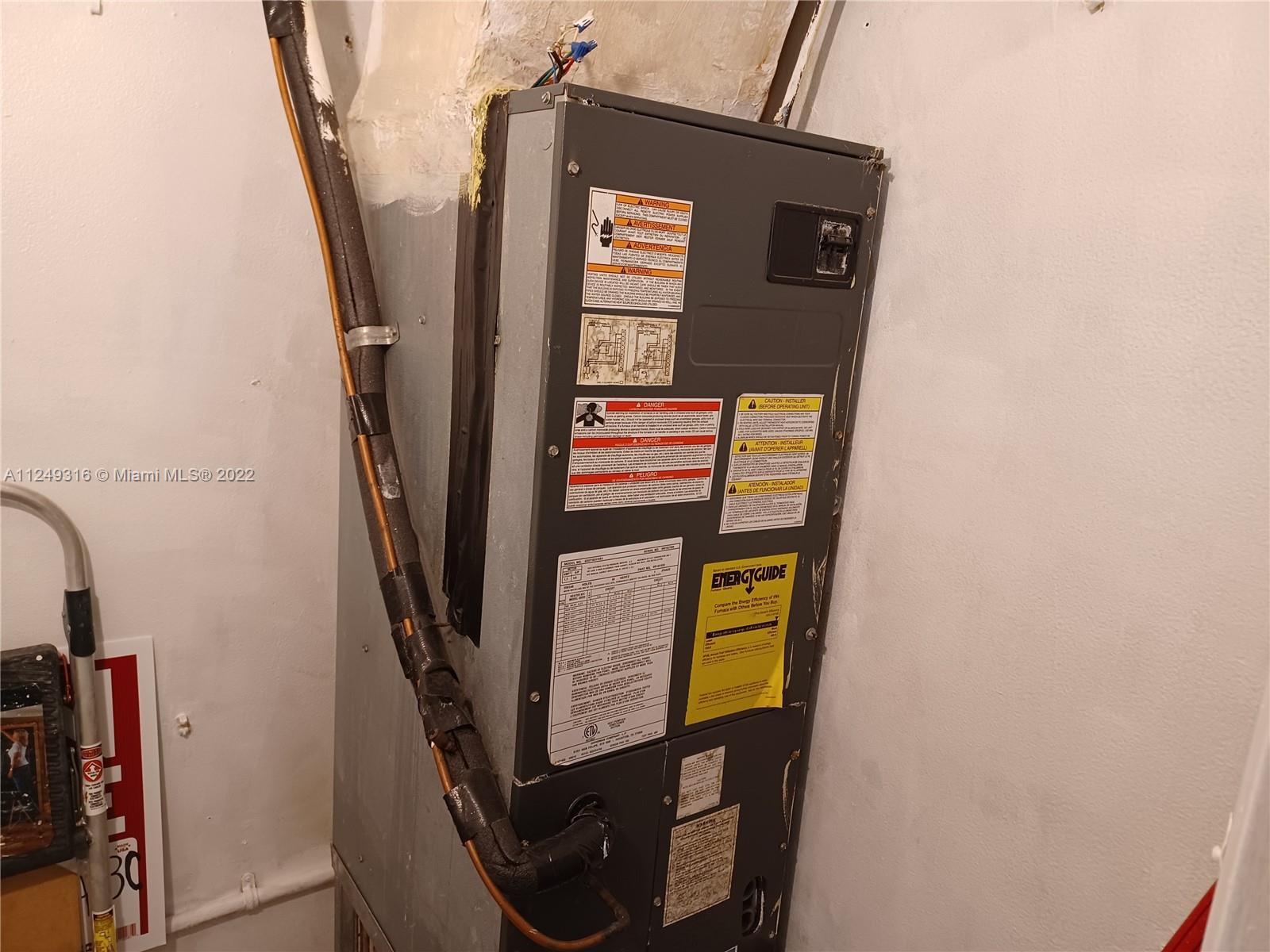 Andover Lakes Miami Gardens, FL 33179 - Photo 41 of 41 a view of stairs