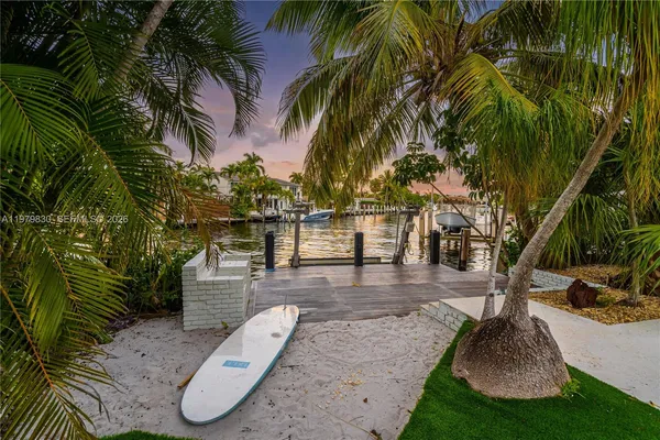 $16,000 | 2500 Bayview Drive, Fort Lauderdale, FL 33305