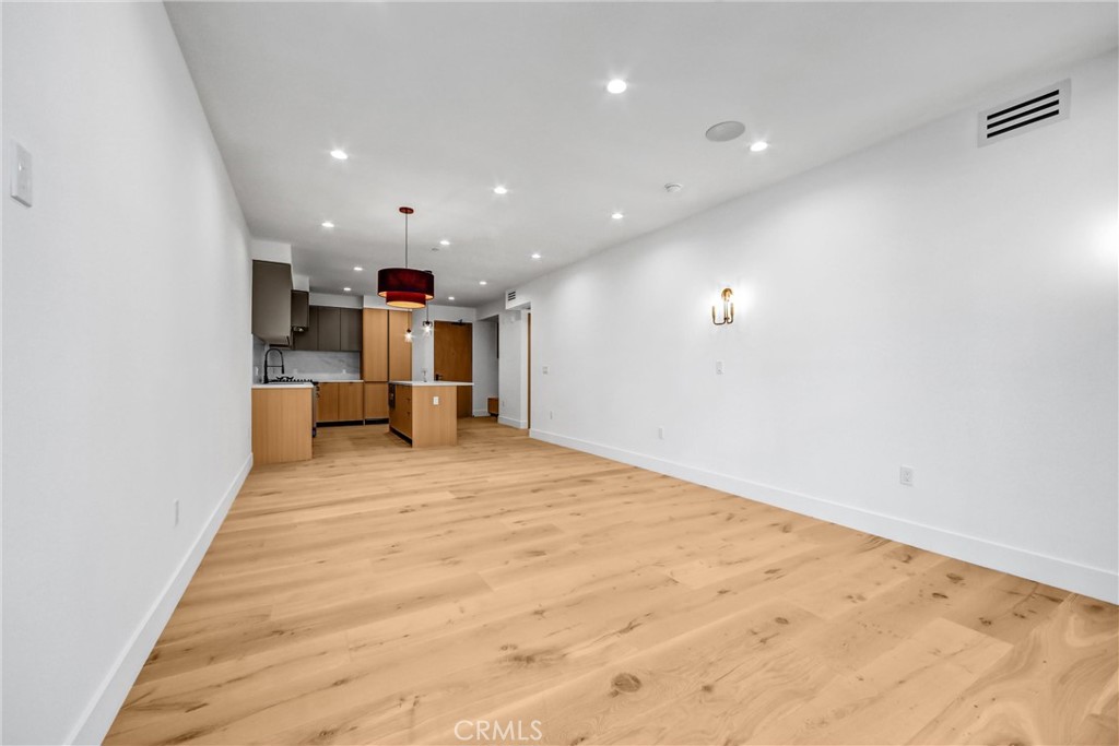 10352 Riverside Drive, Unit 102A Toluca Lake, CA 91602 - Photo 18 of 44