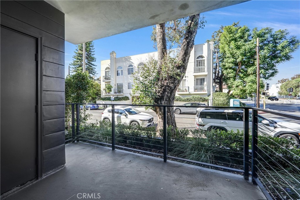 10352 Riverside Drive, Unit 102A Toluca Lake, CA 91602 - Photo 19 of 44