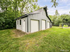 52010 11 Mile Road South Lyon, MI 48178 - Photo 33 of 50