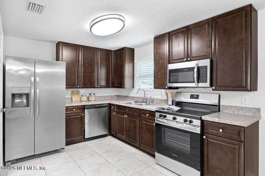 8149 Justin Road South Jacksonville, FL 32210 - Photo 10 of 32 8149 Justin Rd -10