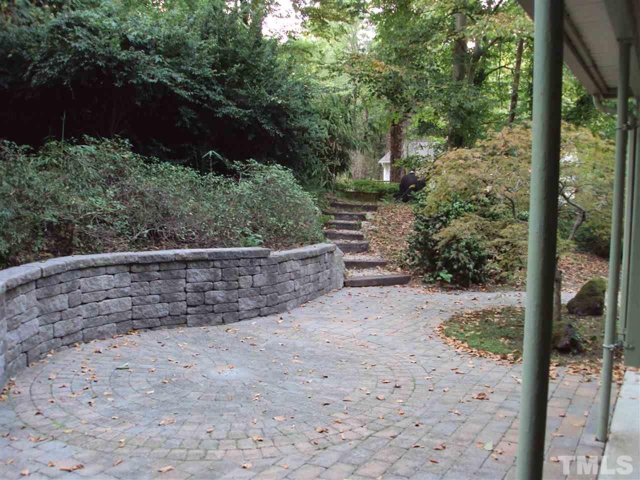 3104 Buckingham Road Durham, NC 27707 - Photo 4 of 20