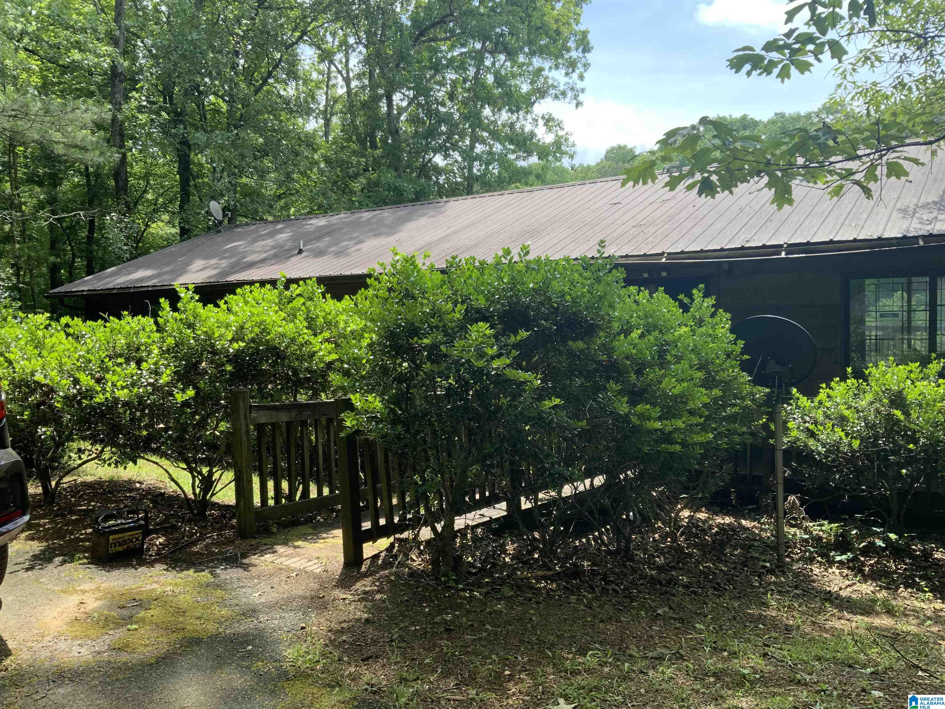 160 Emerald Road Pell City, AL 35128 - Photo 2 of 28