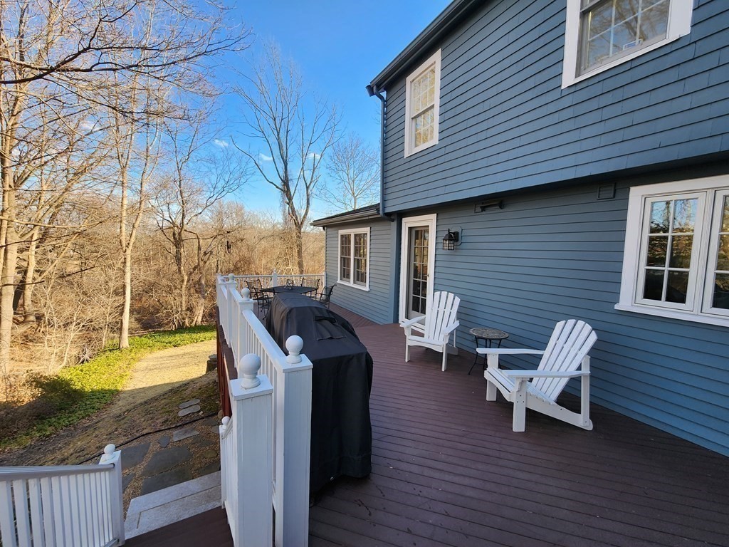 32 Lincoln Street Lexington, MA 02421 - Photo 6 of 42 Gallery Image 6