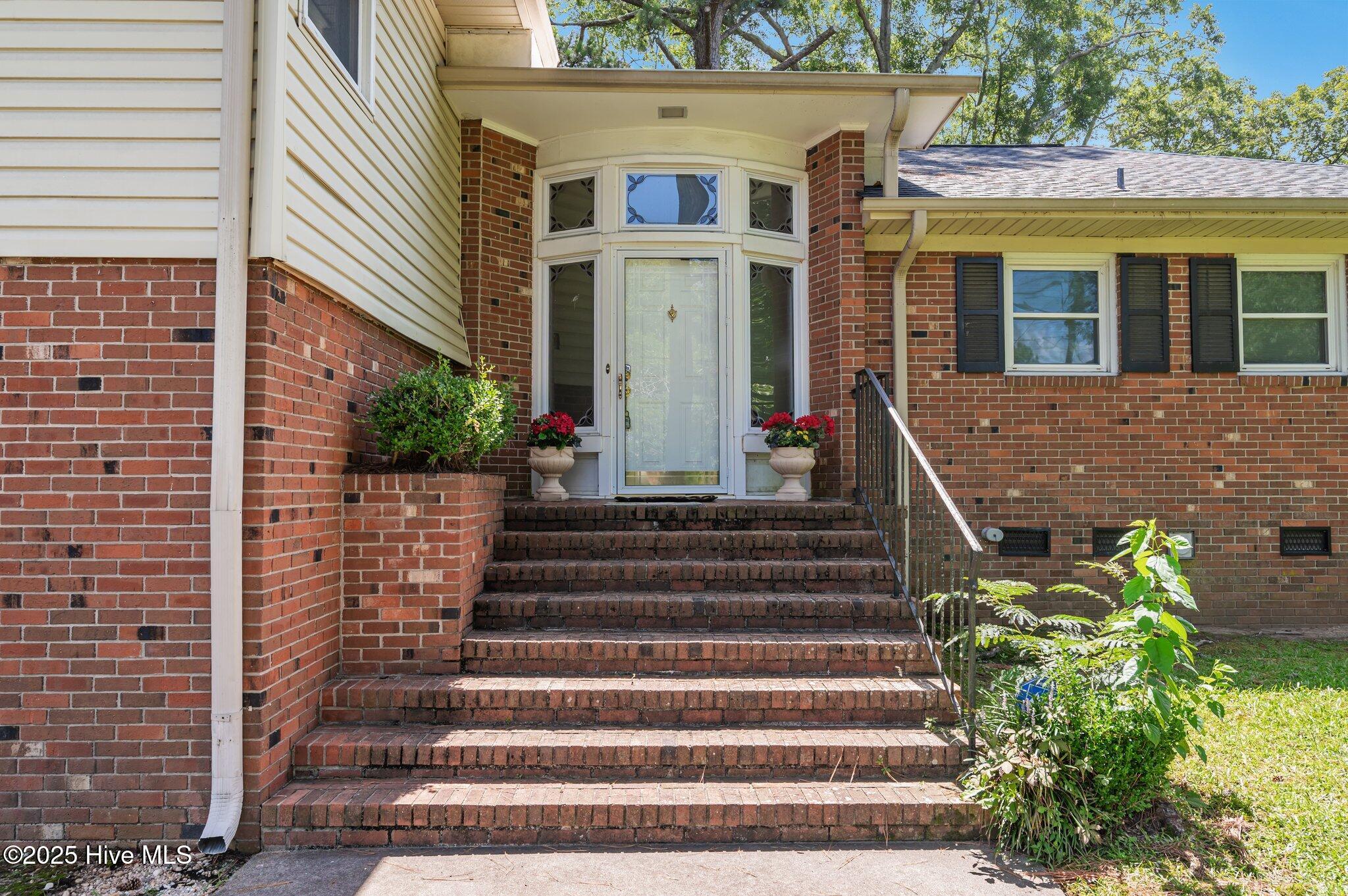 1603 Hayes Road Kinston, NC 28501 - Photo 13 of 56 13-web-or-mls-LHV_7710