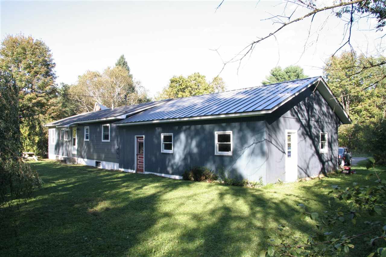 64 Johnson Road St. Johnsbury, VT 05819 - Photo 5 of 24