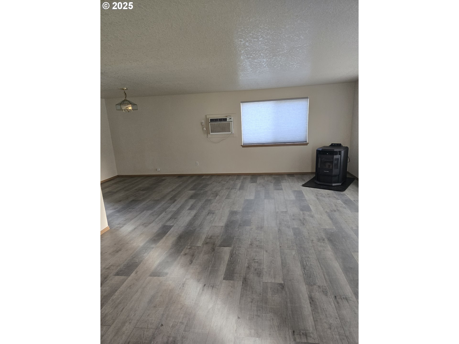600 Southeast Carroll Street Winston, OR 97496 - Photo 6 of 17