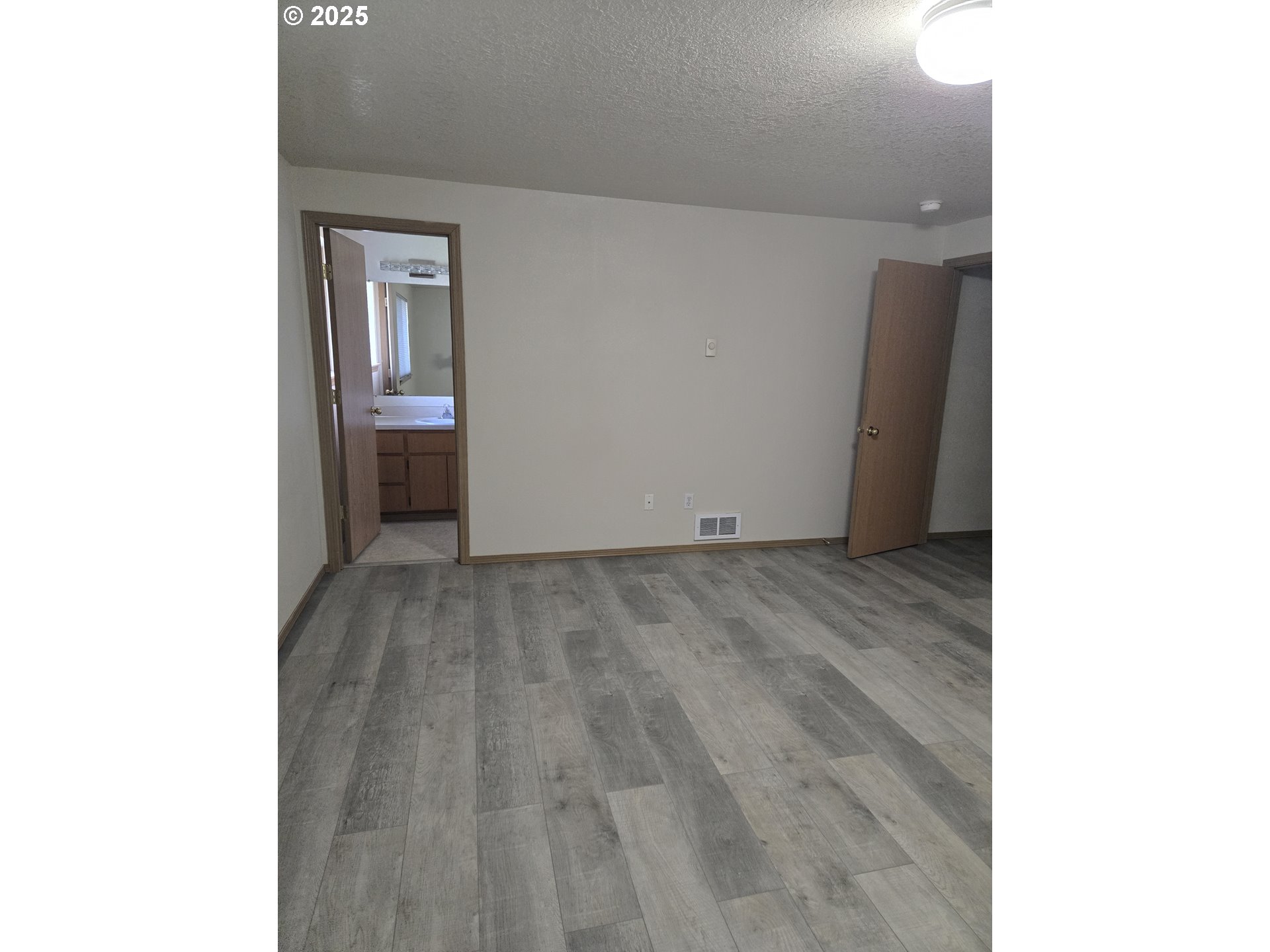 600 Southeast Carroll Street Winston, OR 97496 - Photo 10 of 17