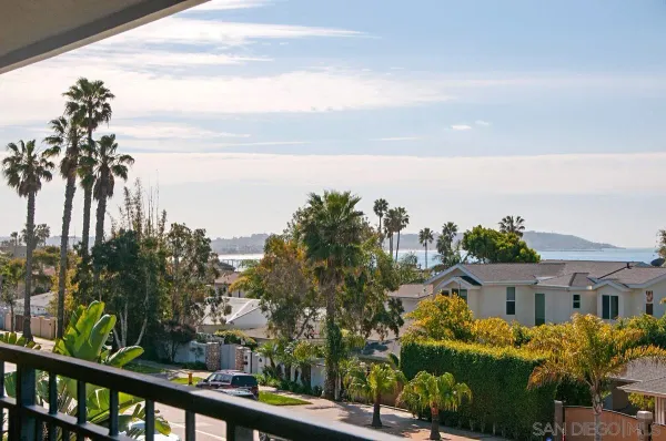 $1,399,000 | 5367 La Jolla Boulevard, Unit 60, La Jolla, CA 92037
