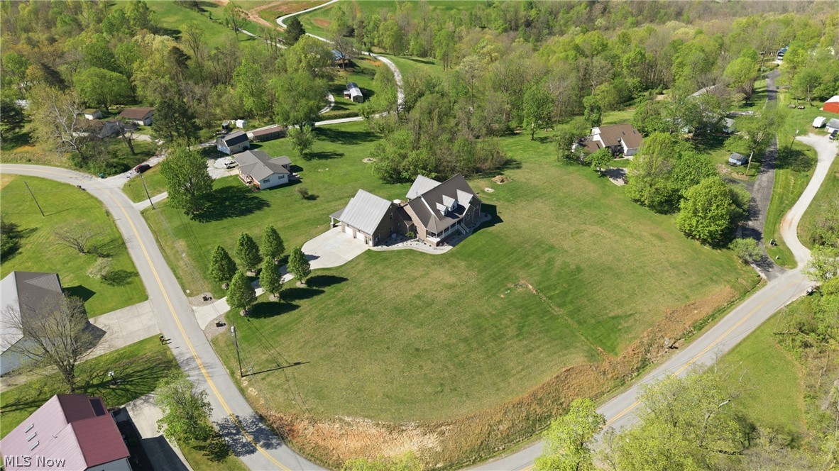 1384 Spider Ridge Road Parkersburg, WV 26104 - Photo 3 of 50