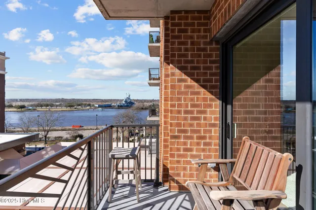 $649,000 | 240 North Water Street, Unit # 556, Wilmington, NC 28401