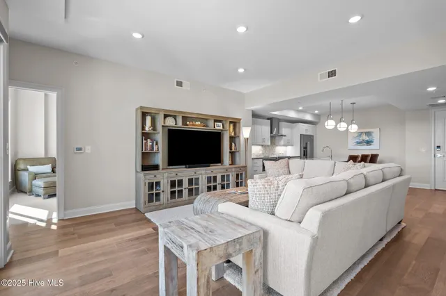 $649,000 | 240 North Water Street, Unit # 556, Wilmington, NC 28401