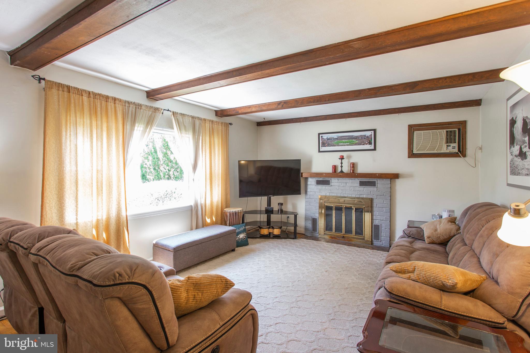 107 Greenhill Road Springfield, PA 19064 - Photo 4 of 30