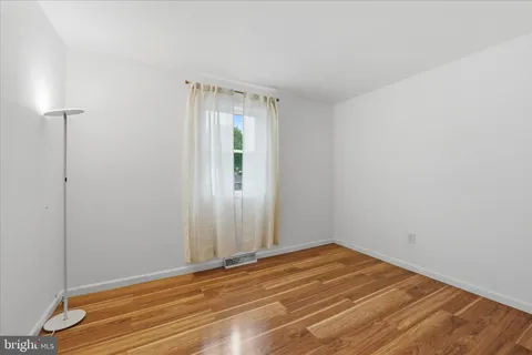$520,000 | 26 Giles Lane, Aston, PA 19014