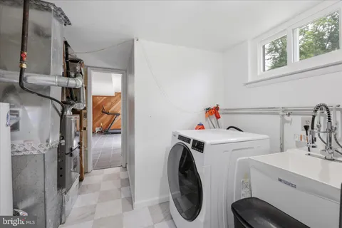 $520,000 | 26 Giles Lane, Aston, PA 19014