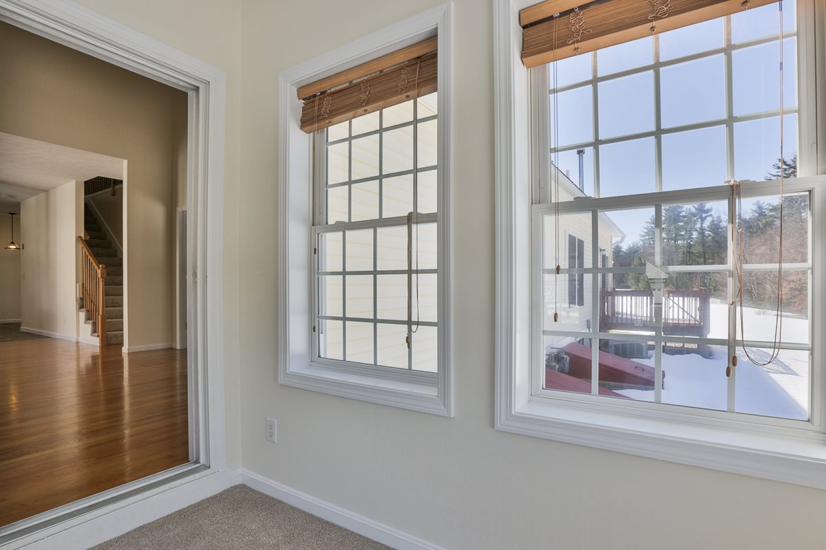 90 Old Stage Road Litchfield, NH 03052 - Photo 14 of 30