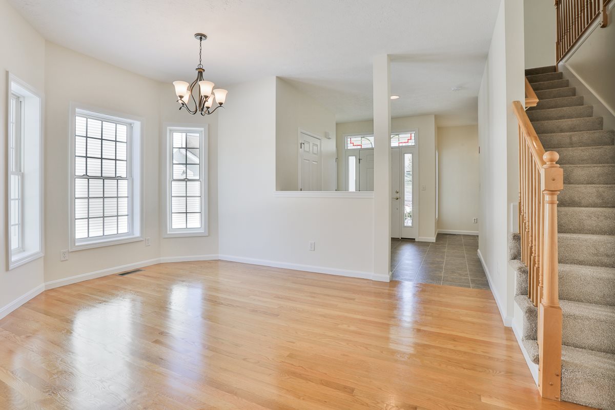 90 Old Stage Road Litchfield, NH 03052 - Photo 18 of 30