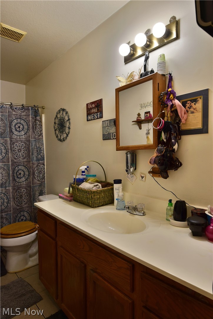 5536 Shaffer Road Northwest, Unit AB Warren, OH 44481 - Photo 13 of 35 Gallery Image 13