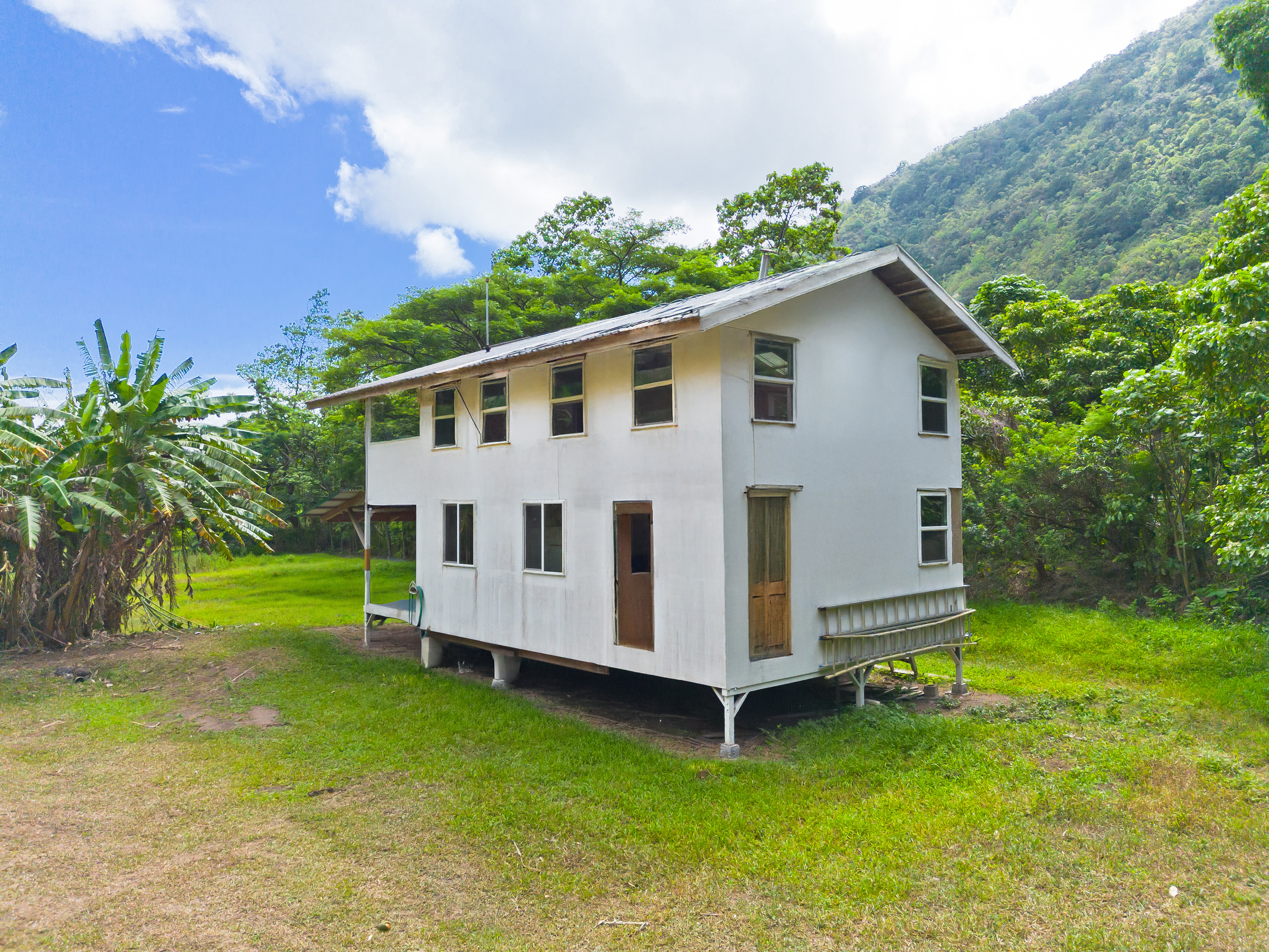 20 Waipio Valley Road Honokaa, HI 96727 - Photo 3 of 16