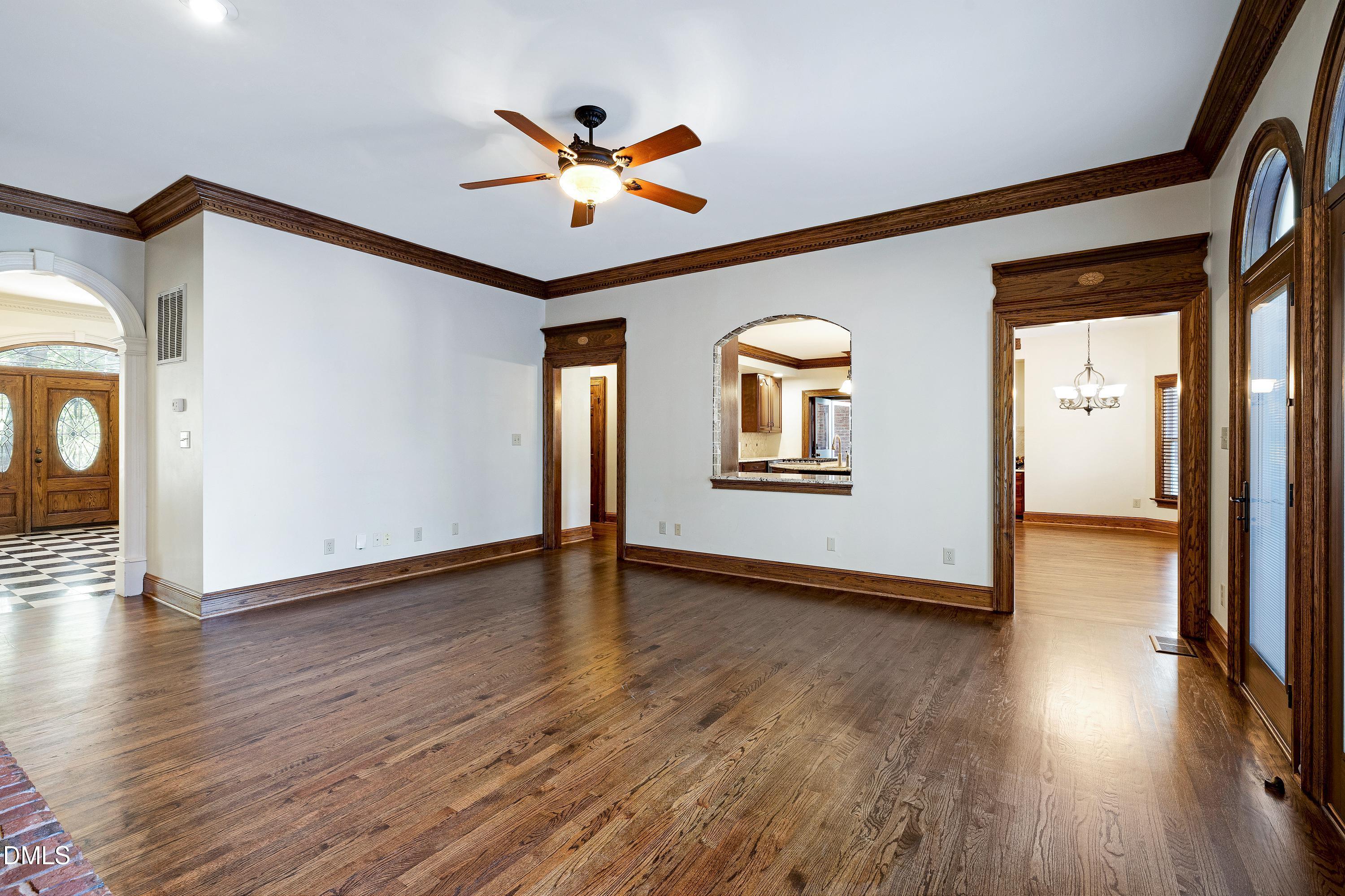 6825 Mactavish Way Raleigh, NC 27613 - Photo 19 of 100 Scene-19