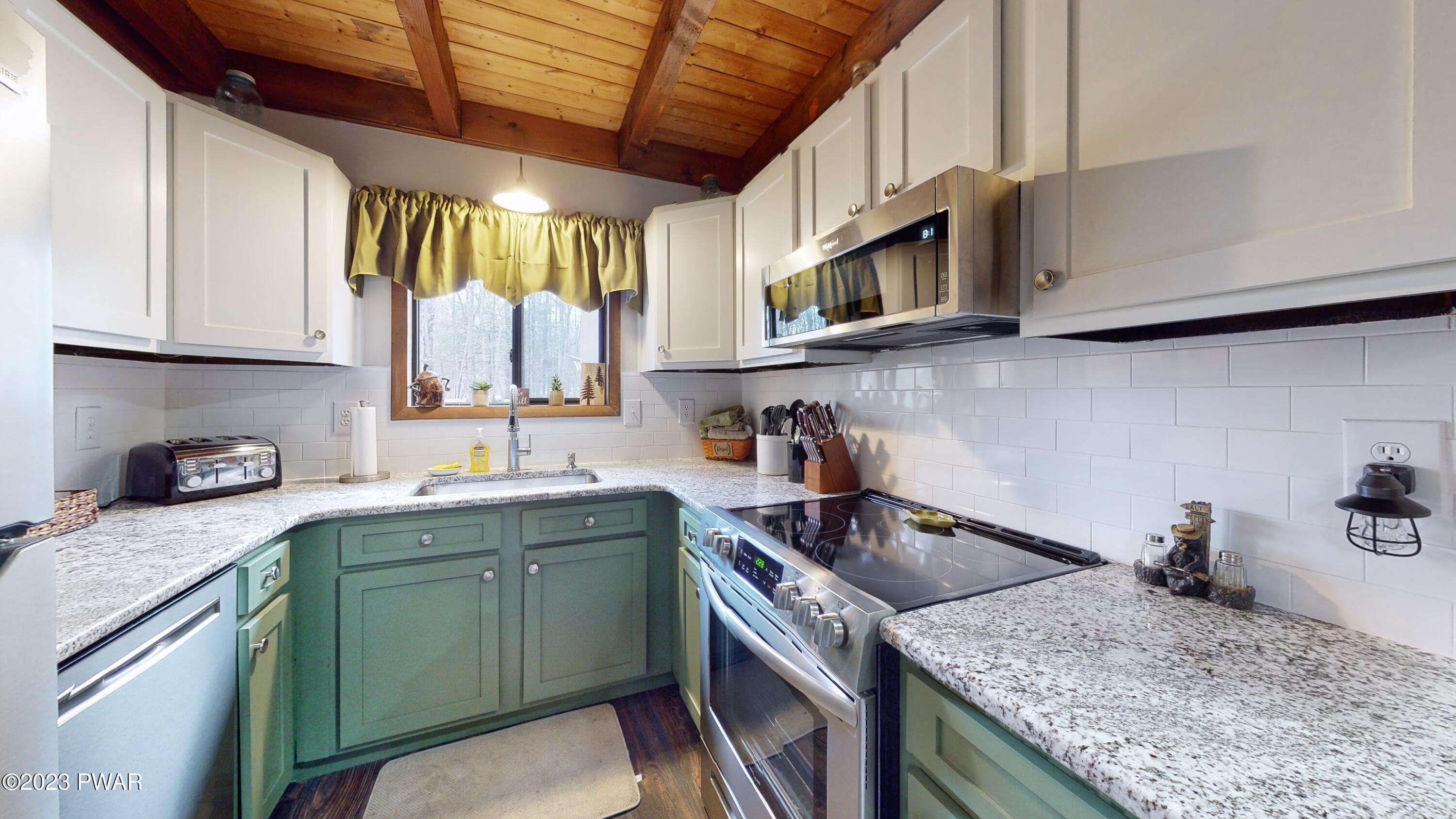 274 Northgate Road Lake Ariel, PA 18436 - Photo 6 of 41 Kitchen