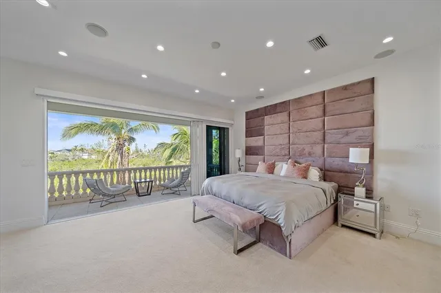 $5,499,000 | 4136 Roberts Point Circle, Sarasota, FL 34242