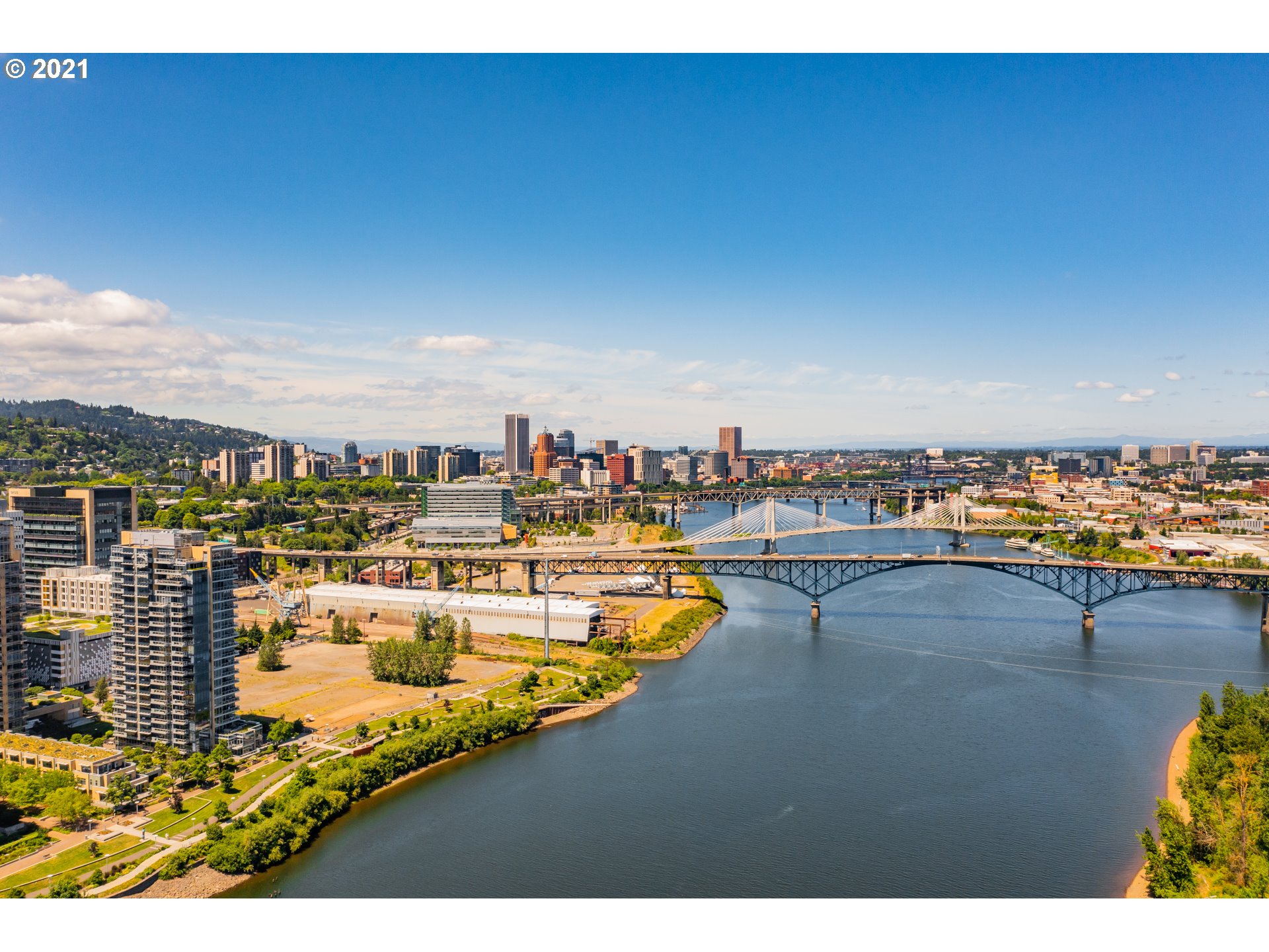 848 South Curry Street, Unit 110 Portland, OR 97239 - Photo 13 of 32