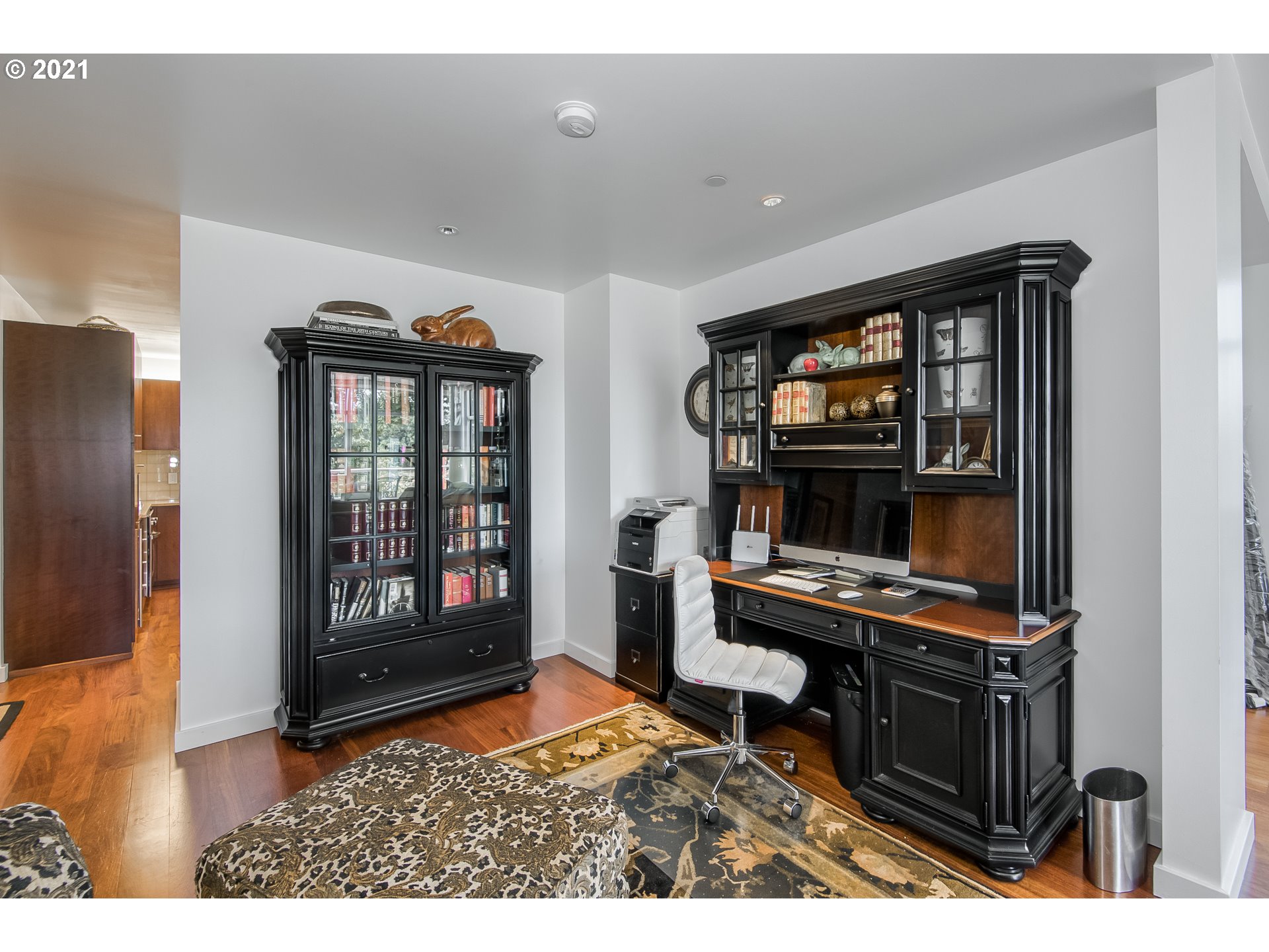 848 South Curry Street, Unit 110 Portland, OR 97239 - Photo 24 of 32