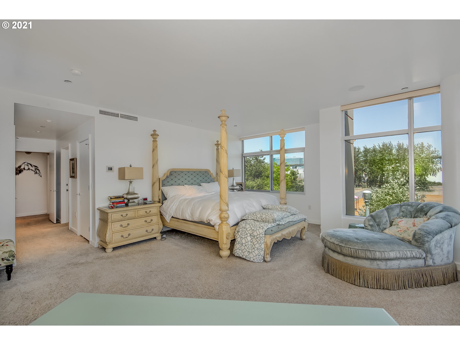 848 South Curry Street, Unit 110 Portland, OR 97239 - Photo 26 of 32