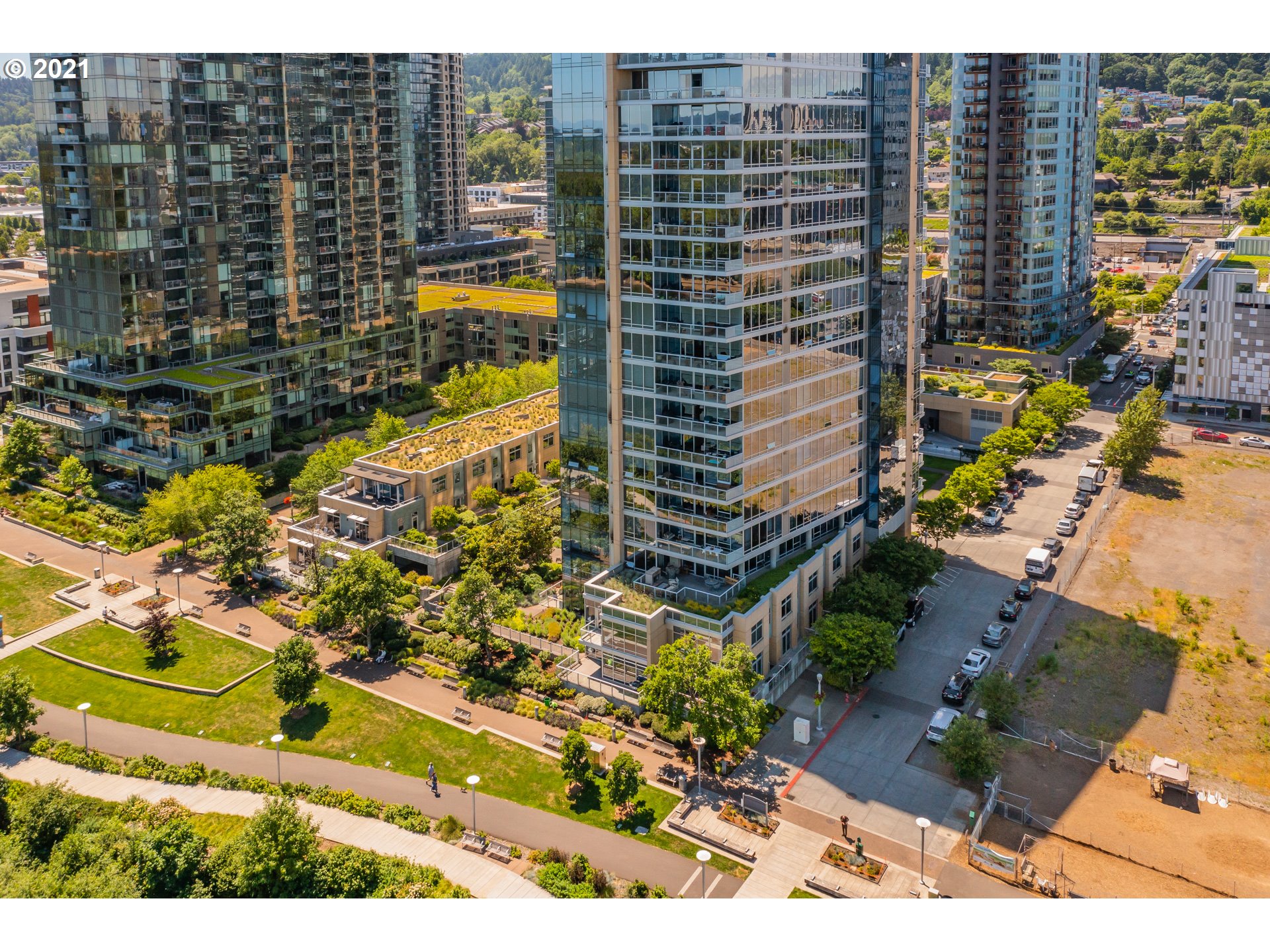 848 South Curry Street, Unit 110 Portland, OR 97239 - Photo 7 of 32